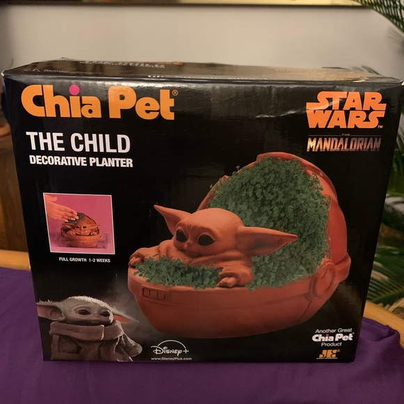 Baby Yoda, Chia Pet